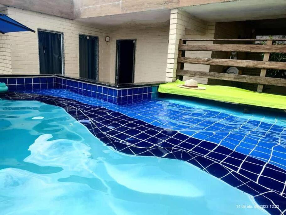 Habitación en casa particular Da Jeanne-casa Completa Ou Cobertura Casais - Banheira, Piscina,churrasqueira, Ar Condicionado *